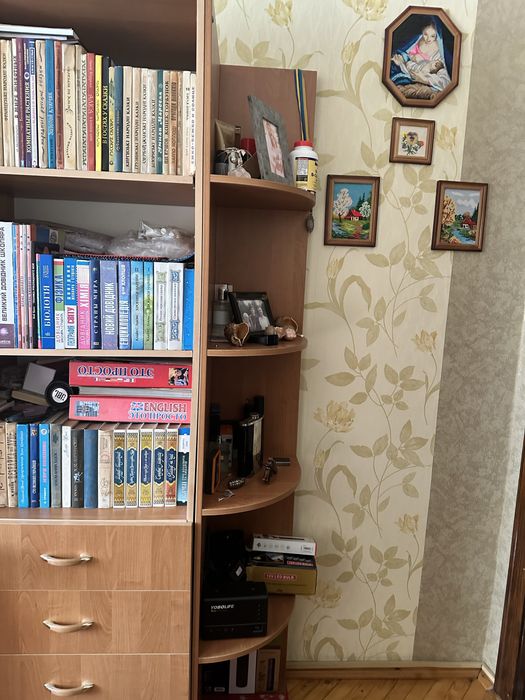 Стінка в спальню