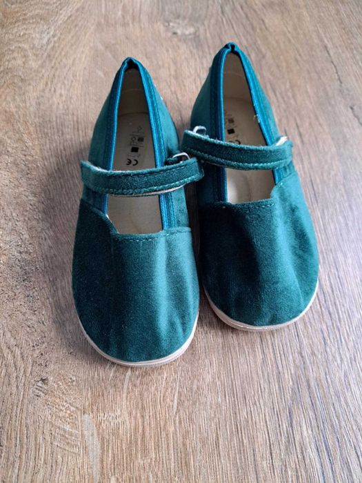 Buty dziewczęce slippers family