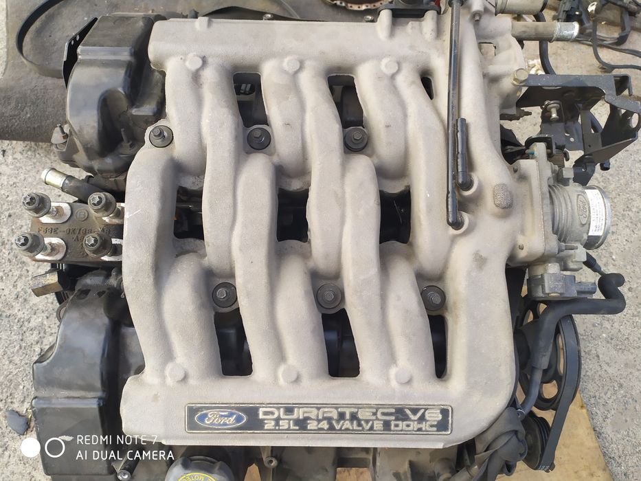 Двигун головка гбц, запчастини 2.5 бензин Форд мондео, контур, кугуар.