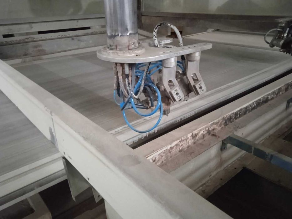 Автоматичний прохідний фарбувальний верстат MAKOR, Італія