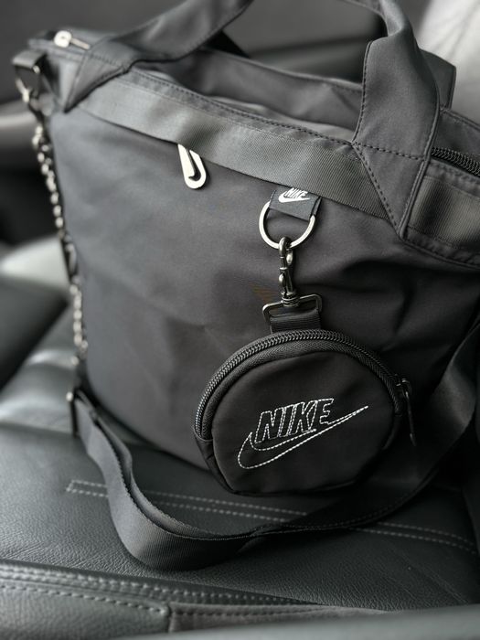 Сумка Nike W NSW Futura Luxe Tote чорна спортивна