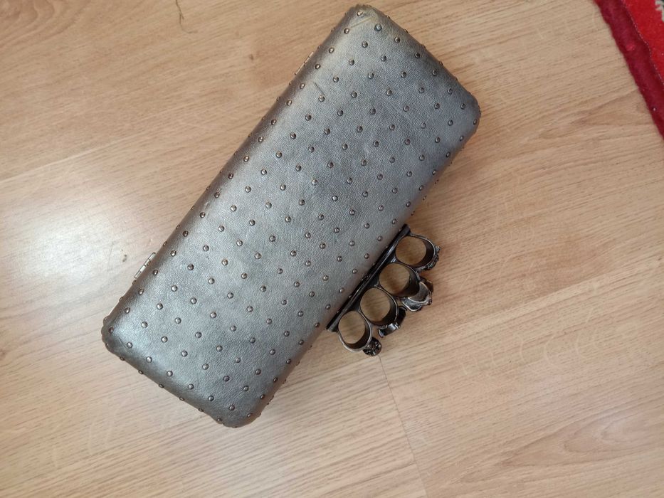 Клатч сумка кастет з черепом