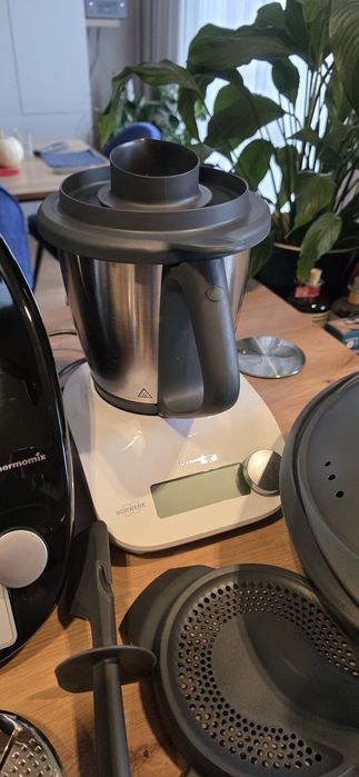 Sprzedam Thermomix TM6 + Friend