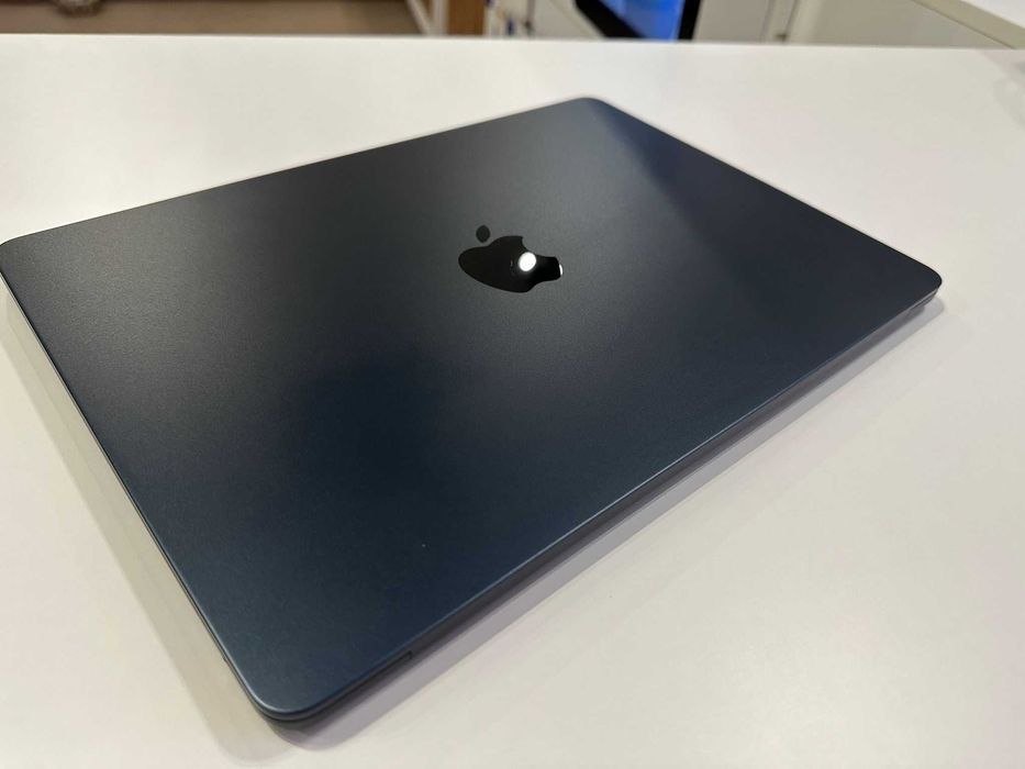 Macbook Air 13" M2 8-CPU 10-GPU 22 512GB  Gwarancja 12 miesięcy Raty0%