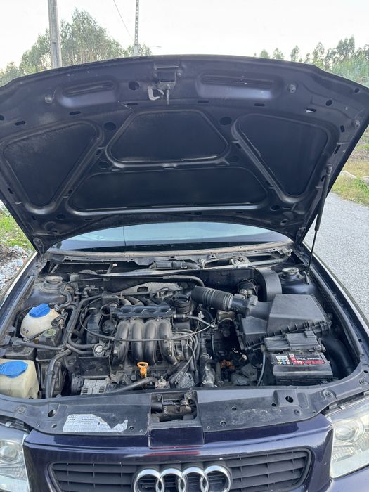 Vendo motor 1.6 gasolina Audi A3 8L