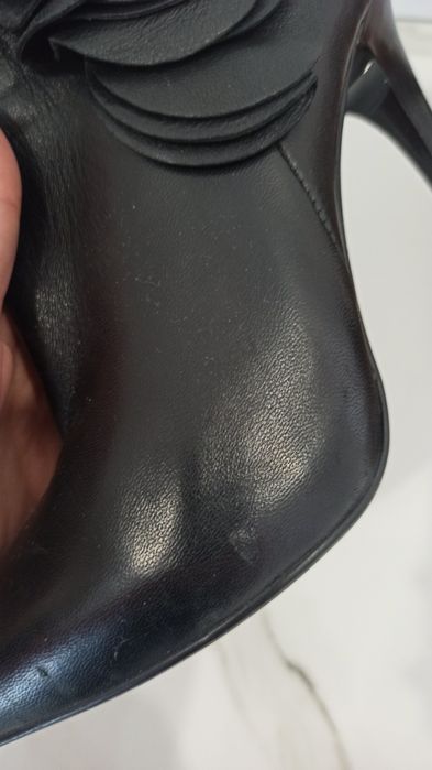 Продам жіночі ботильйони