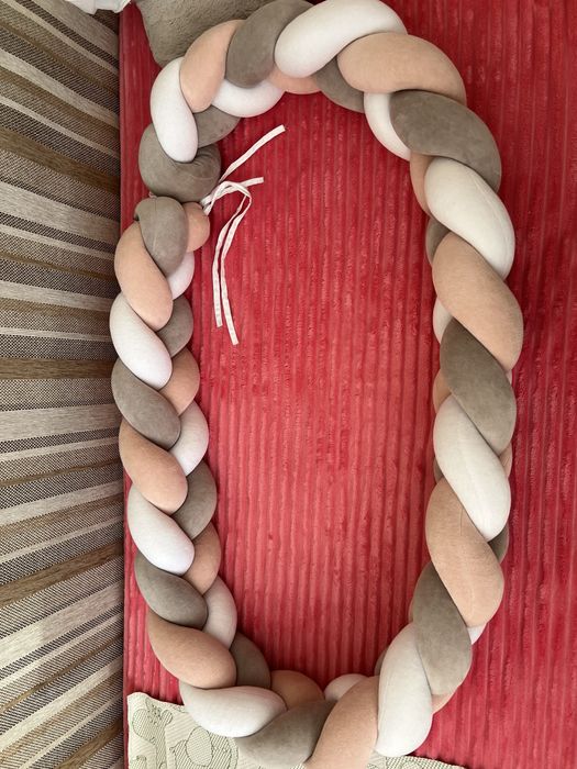 Бортик в ліжечко