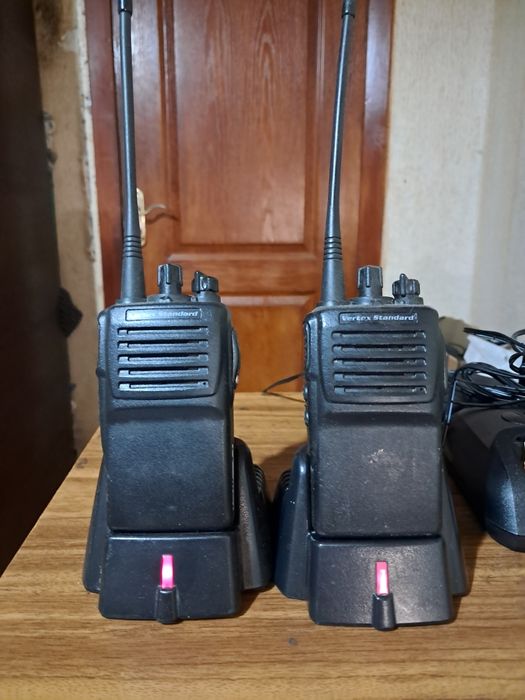 Радиостанция серии  DP 4400Е новая  Kenvyd Verfex Ikom