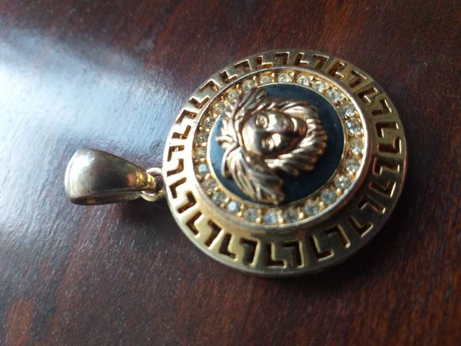 Przywieszka kolor złoty