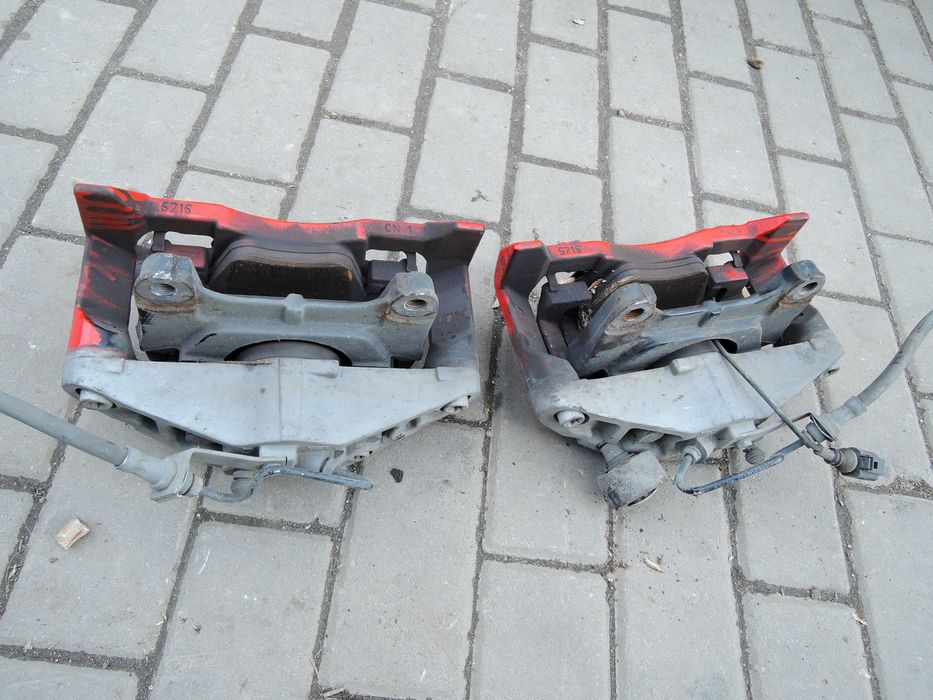 Zaciski przód 345mm  VW GOLF 6 R   komplet