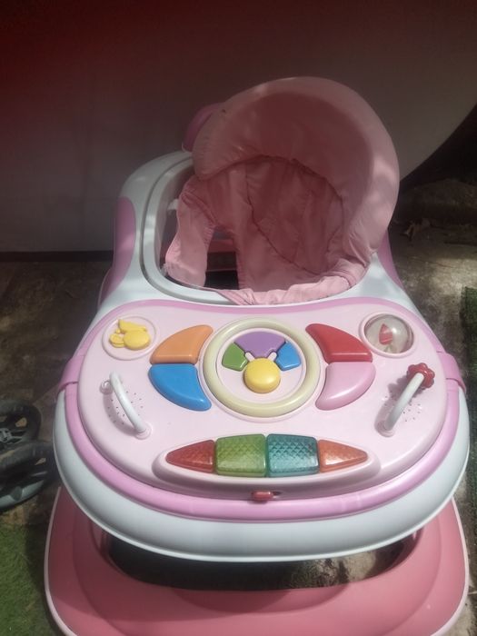 3 carros  bebe bengala+ ovo+ banheira+ aranha 10€