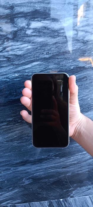 Iphone 11 64GB branco