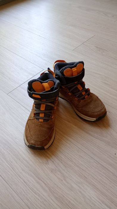 Sprzedam buty jesienne quechua