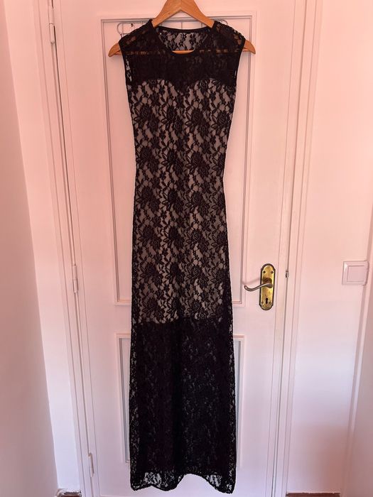 Vestido Preto Transparente Elegante