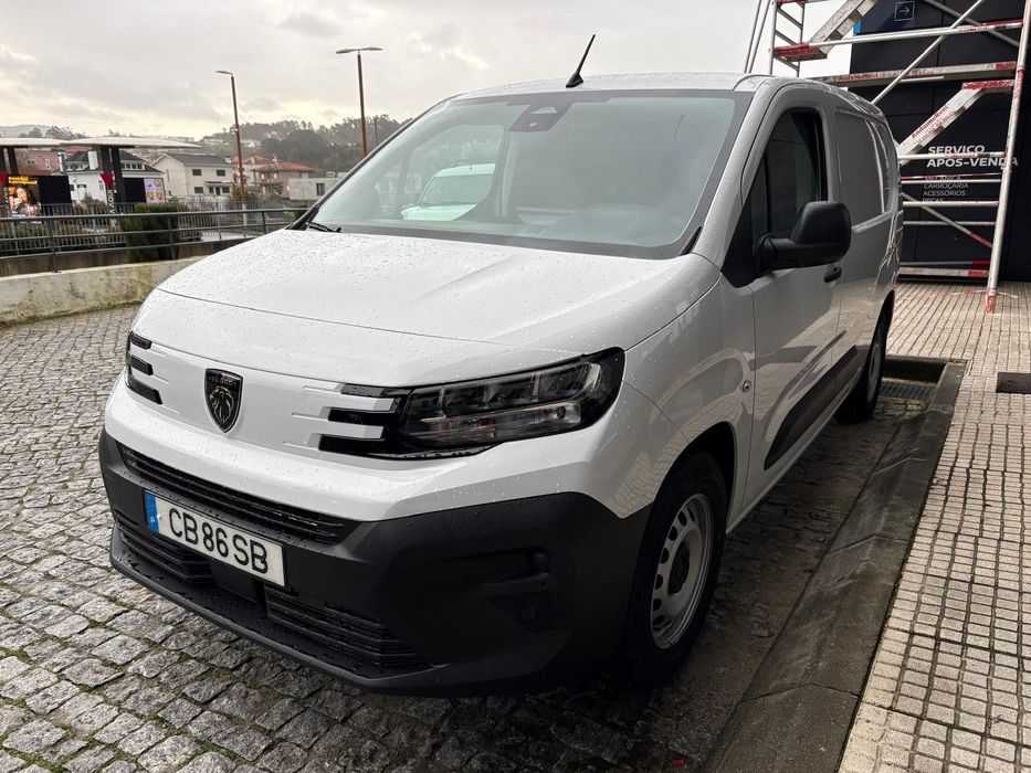 Peugeot e-Partner 50 kWh XL Longa