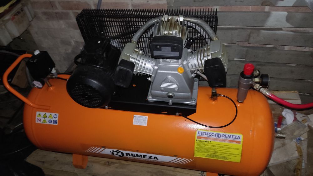 Терміново! Капітальний гараж 220/380V. Ремонт. Утеплений.Є кондиціонер