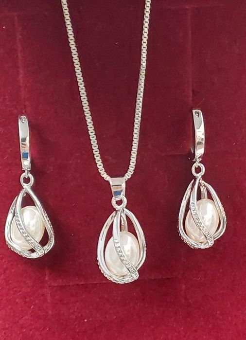 Srebrny komplet biżuterii gr.925 z perłą