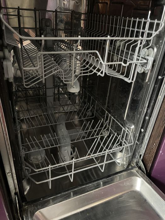 Посудомийна машина Hotpoint Ariston