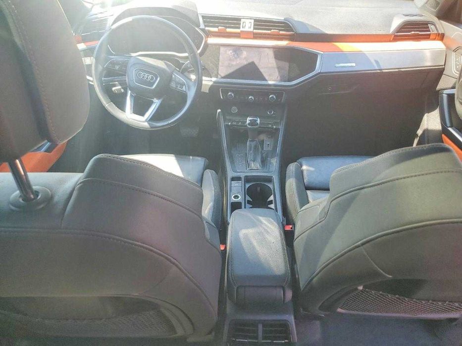Бампер Audi Q3 83a розборка Ауді Кю 3  рест LX7G