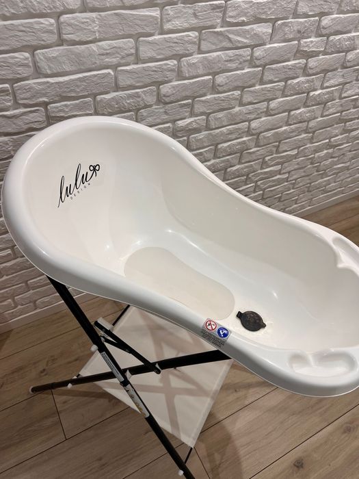 Wanienka ze stelażem Lulu design