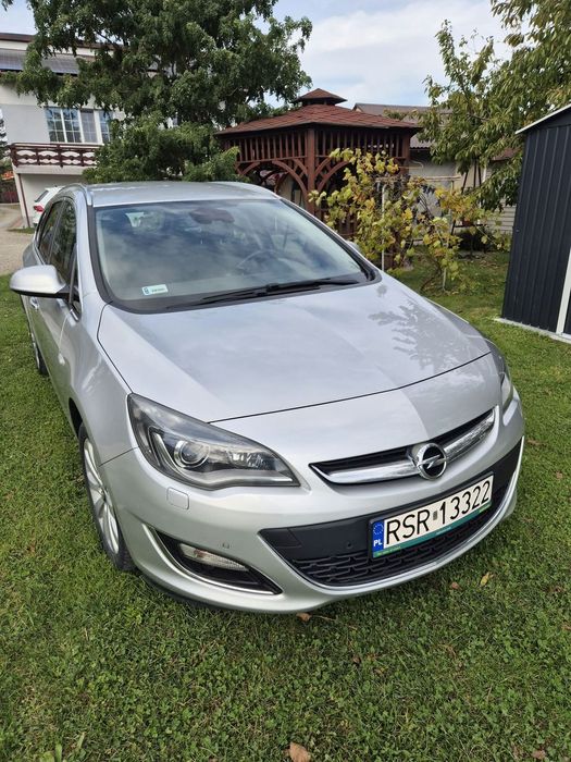 Opel Astra Opel Astra J 2.0 2012 rok