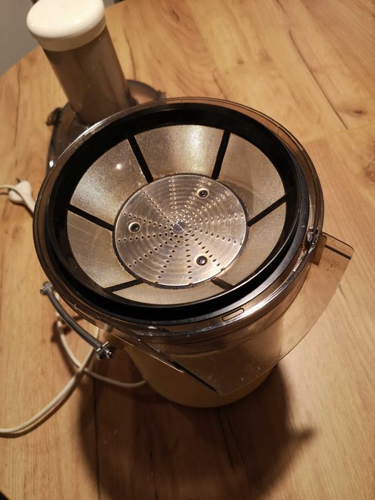 Robot Zelmer Fenomen i sokowirówka