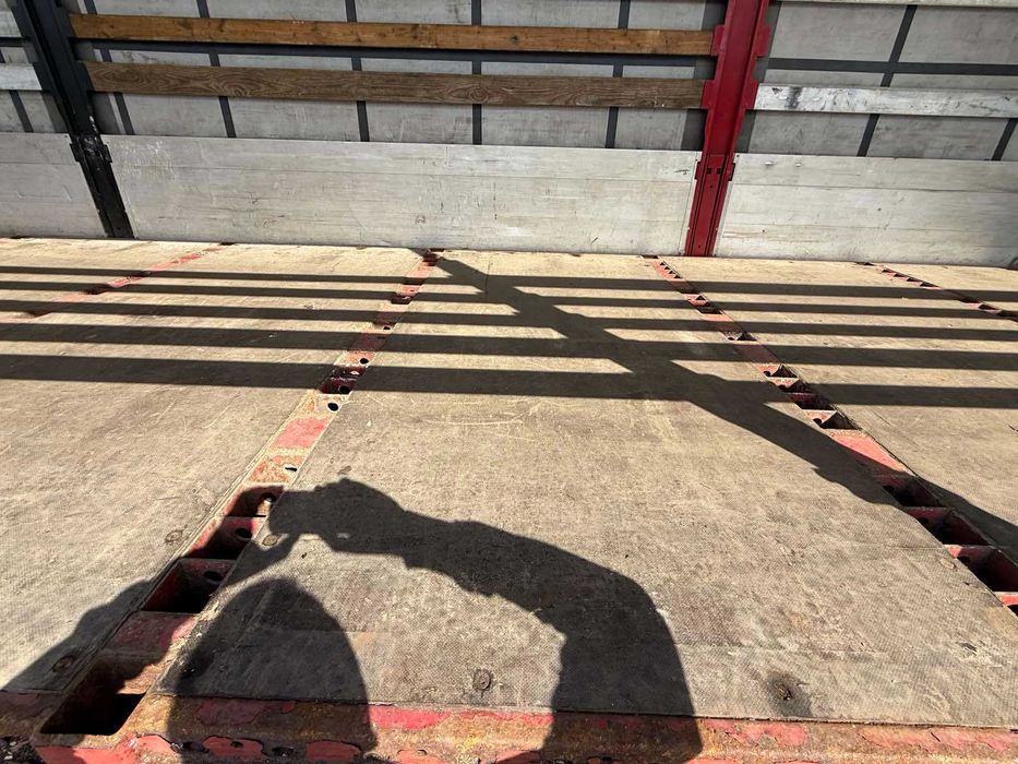 Krone SD 2007 Напівпричіп тентований