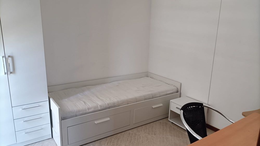 Quarto para arrendar na avenida da Anil, Covilha
