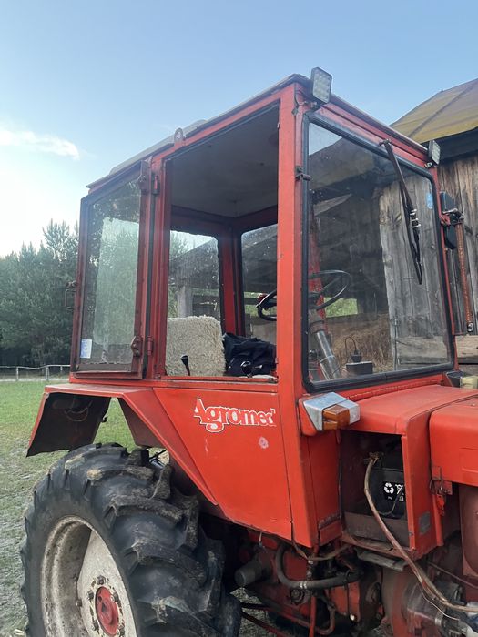 Продам трактор т25