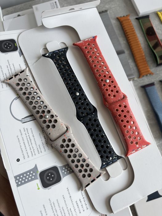Оригінальні ремінці Apple Watch