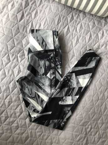NIKE Legginsy Spodnie XS (34) / S (36)