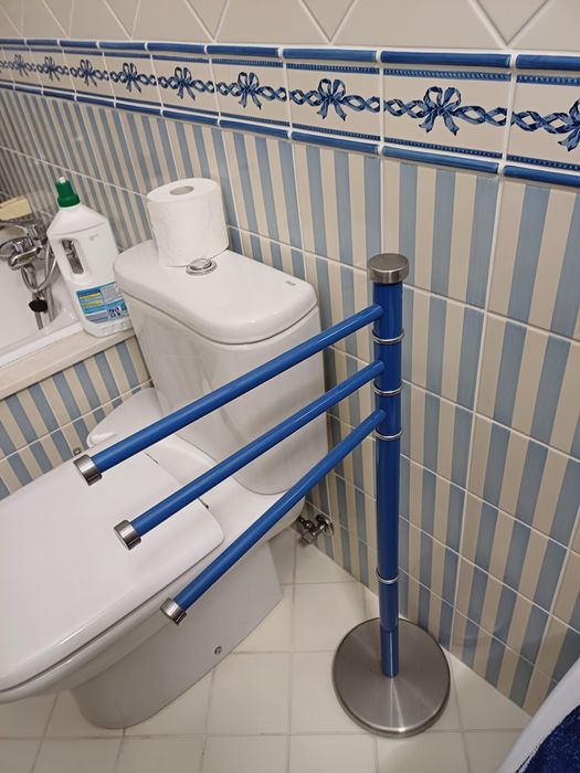 Toalheiro de casa de banho