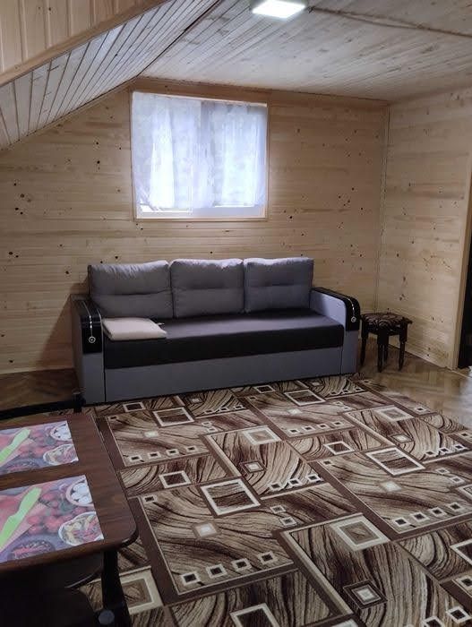 Продаж частини будинку в Карпатах Івано-франківська об. с. Яблуниця