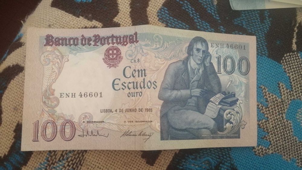 7 notas de 100 escudos muito bom estado de conservação