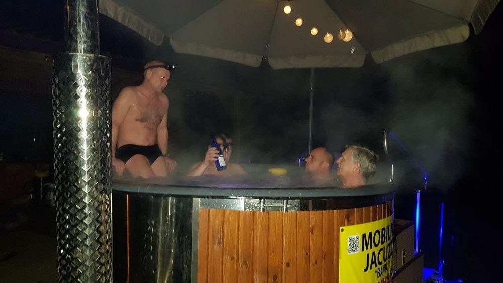 Jakuzzi   Mobilne  Goroca beczka
