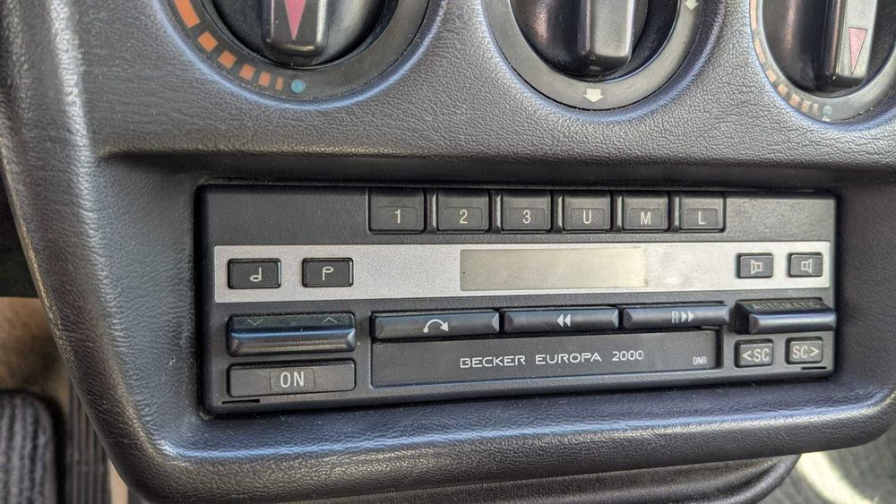 Mercedes 190 W201 — photo 3