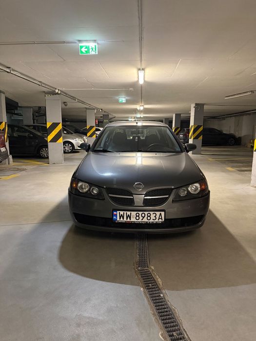 Nissan Almera