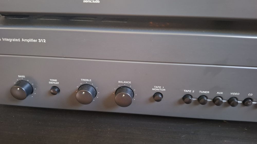 NAD Wzmacniacz 312 Odtwarzacz CD 522 Zestaw  Stereo