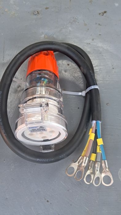 Силова розетка 32А 500V IP66 Clipsal (Clipsal C66CSC532) з кабелем 5х6