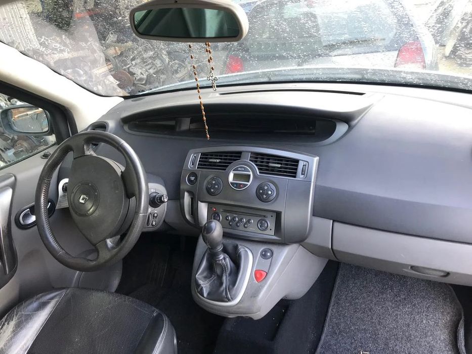 Renault Scenic II 1.9 DCi 2004 - Para Peças