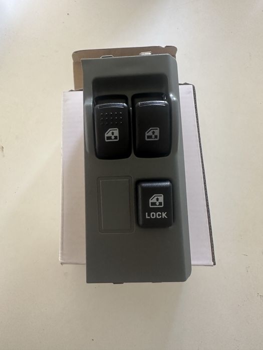 Interruptor vidros Mitsubishi canter 12v e 24v (Novo)