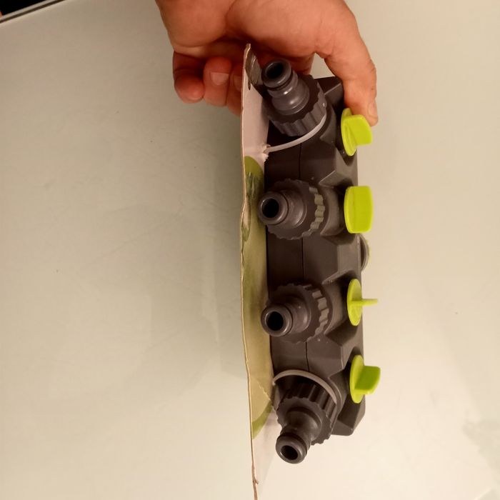 Rozgałęźnik do nawadniania ogrodu z kranami rozdziału Nowe Gardena