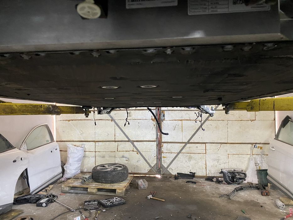 ВВБ , Акмулятор , Батарея 93.3 кВт Catl Vinfast VF8