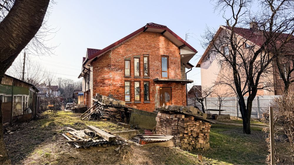 Продається будинок в самому центрі м. Трускавця