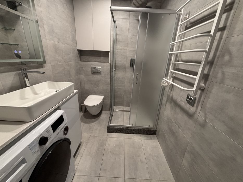 Довгострокова видової квартири в ЖК «Лагуна», перша здача.