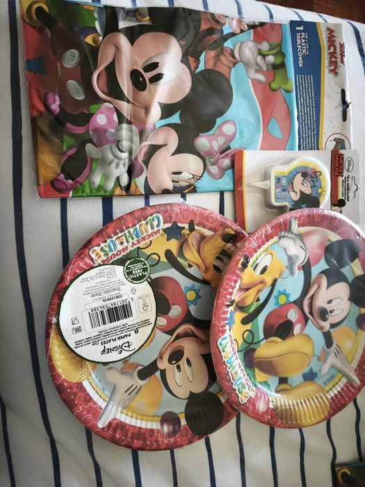 Artigos de festa de aniversário do Mickey