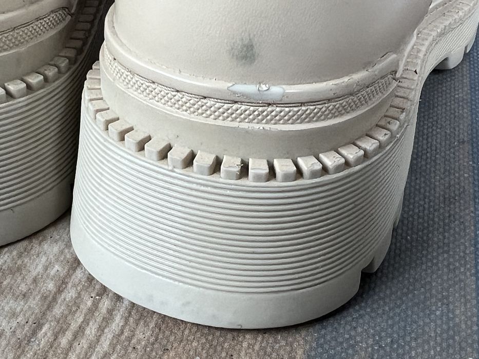 Kozaki beżowe rozm 37