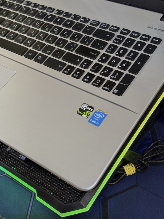 Ігровий ноутбук Asus /Nvidia Geforce GTX 950m/Процесор і7