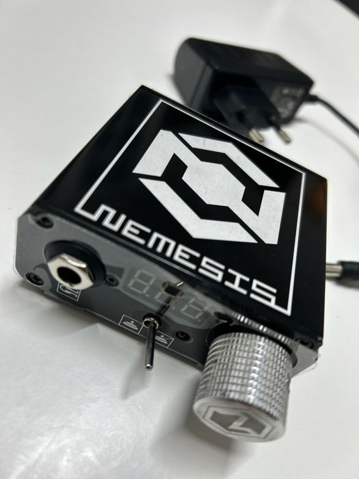 Fonte de alimentação tatuagem Nemesis + transformador