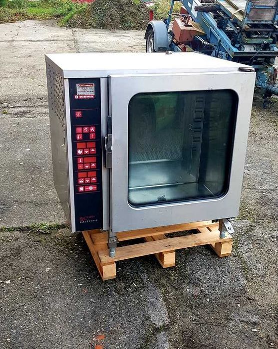 Piec konwekcyjno parowy ELOMA MULTI MAX 10-11 15r z dużą szybą.